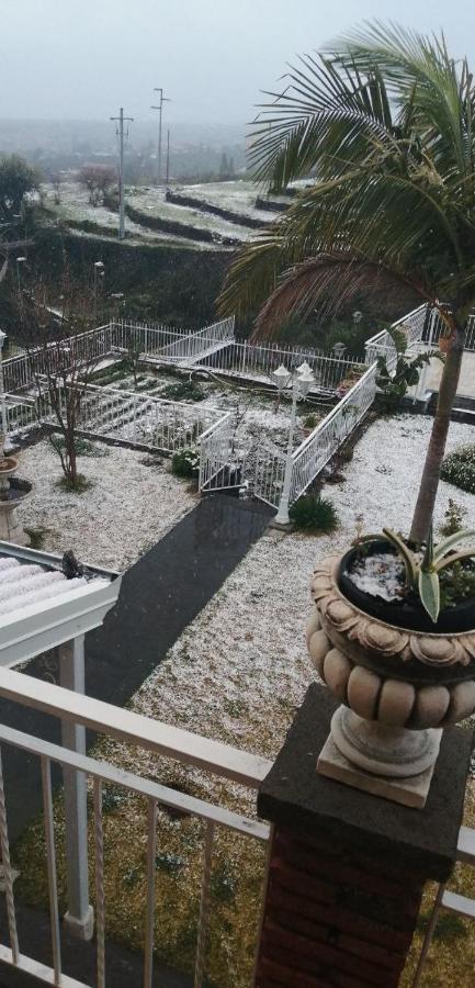 Ai Tre Archi Di Tagliaborse Villa Mascali Kültér fotó