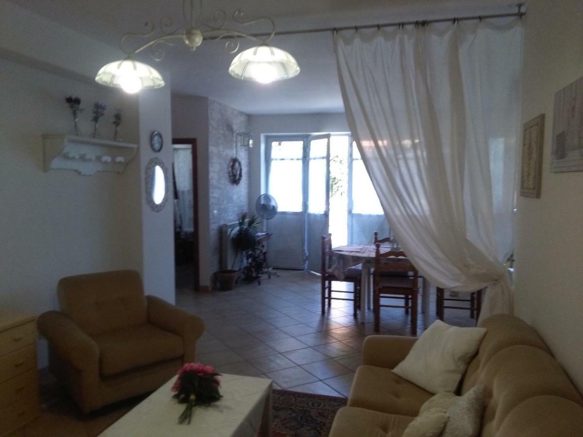 Ai Tre Archi Di Tagliaborse Villa Mascali Kültér fotó